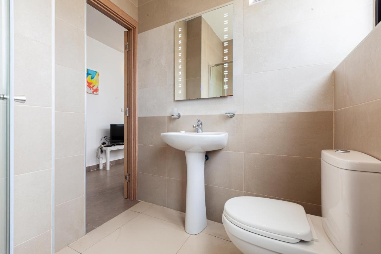 Perfect Seaview Penthouse Appartement St. Paul's Bay Buitenkant foto